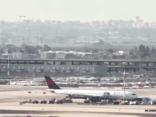 dbgifmagic11791884091611_1791885219.gif